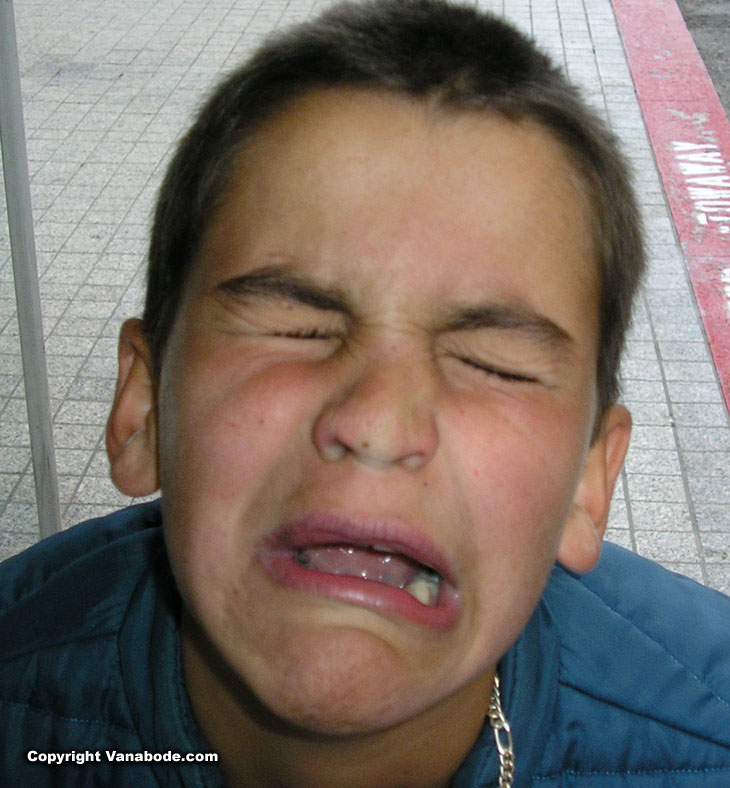 ben cry baby face at bus stop in san fran picture