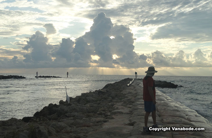 picture of sunrise on boca raton beach