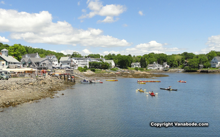 kayaks in boothbay harbor maine picture