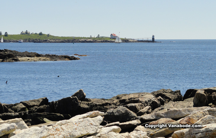 ram lighthouse in boothbay harbor maine picture