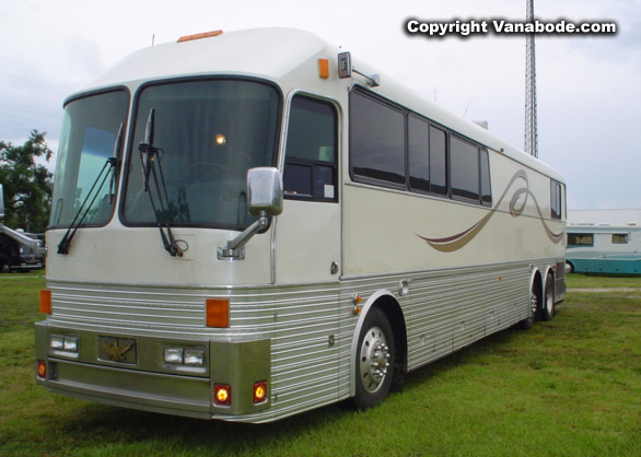 bus to rv candidate Eagle Bus shell