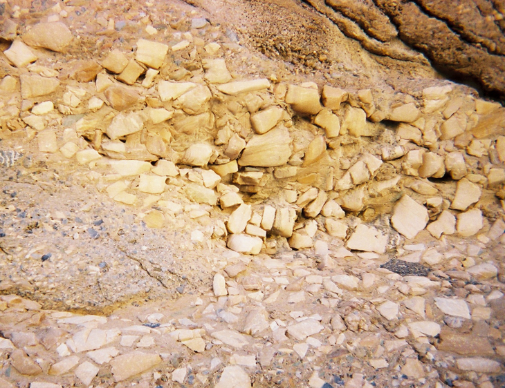 picture of mosaic canyon in death valley california