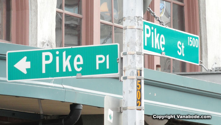 picture of street sign in seattle washington