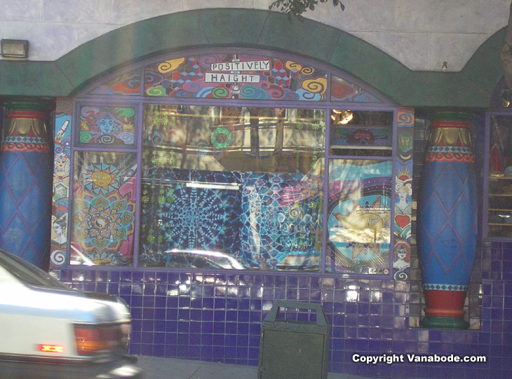 picture of shop on haight street in san francisco