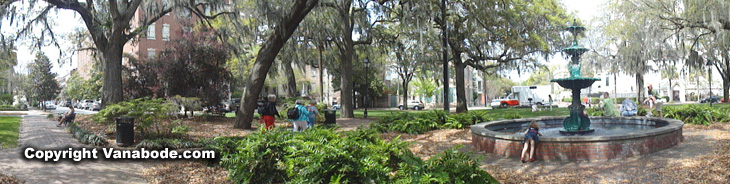 savannah georgia lafayette square picture