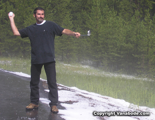 Yellowstone snow fight picture