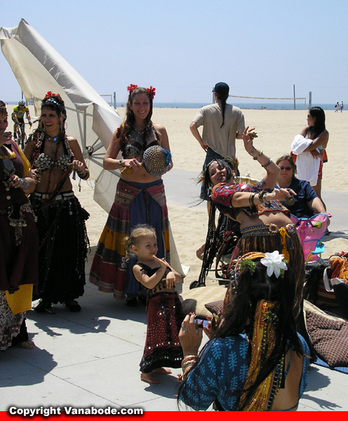 santa monica venice dancers picture