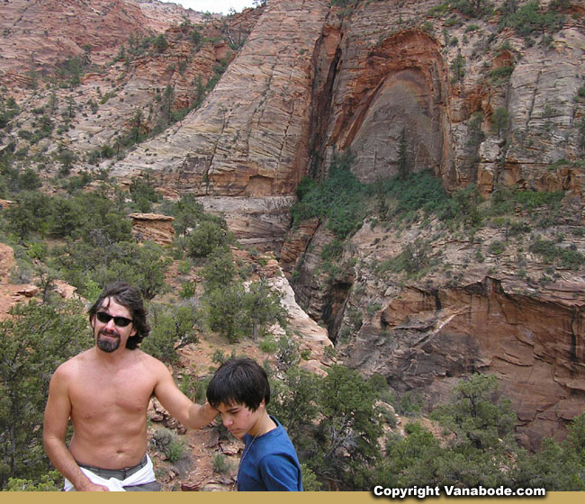 zion canyon overlook arch picture